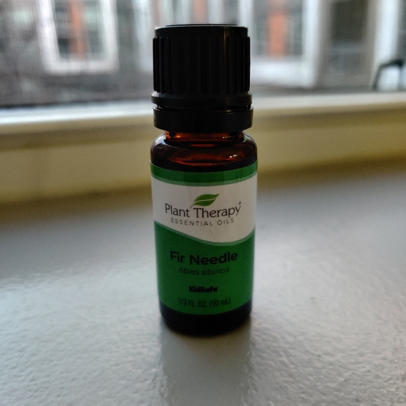 New Fir Needle Essential oil - Picture 3 of 5
